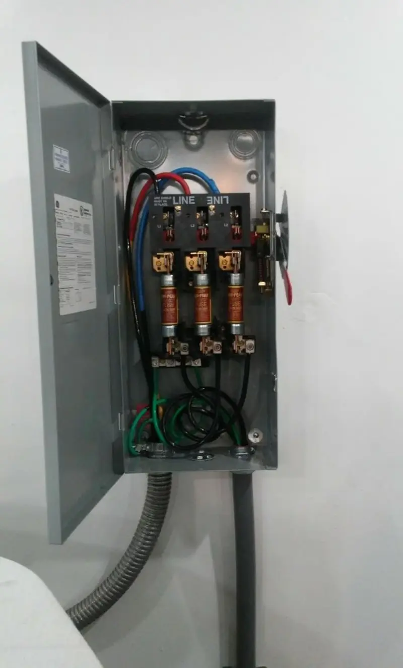 Three-phase disconnect switch installed for Smoke Detector Installation in Brunswick